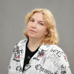 Мухина Лариса